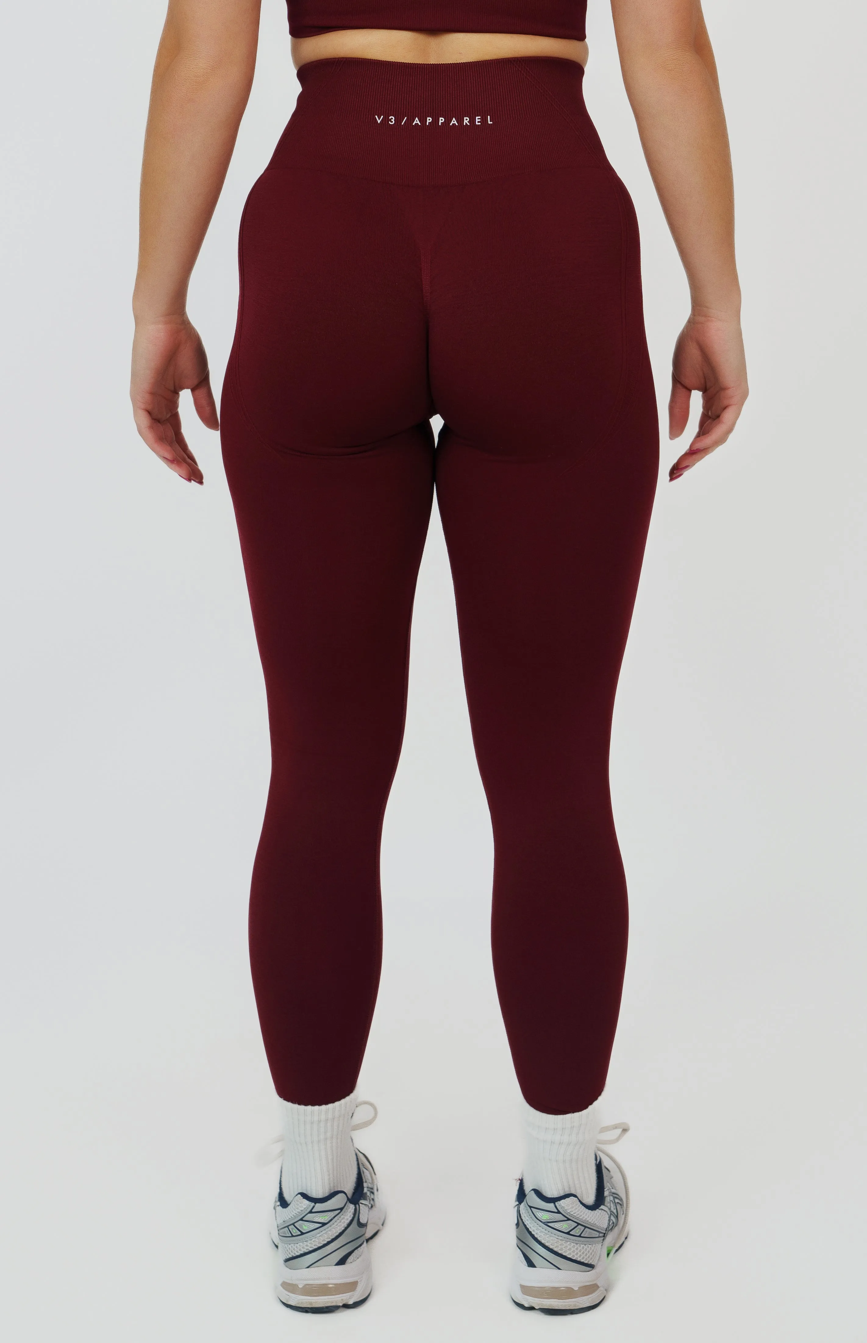 Tempo 3-Piece Seamless Set - Pomegranate Red