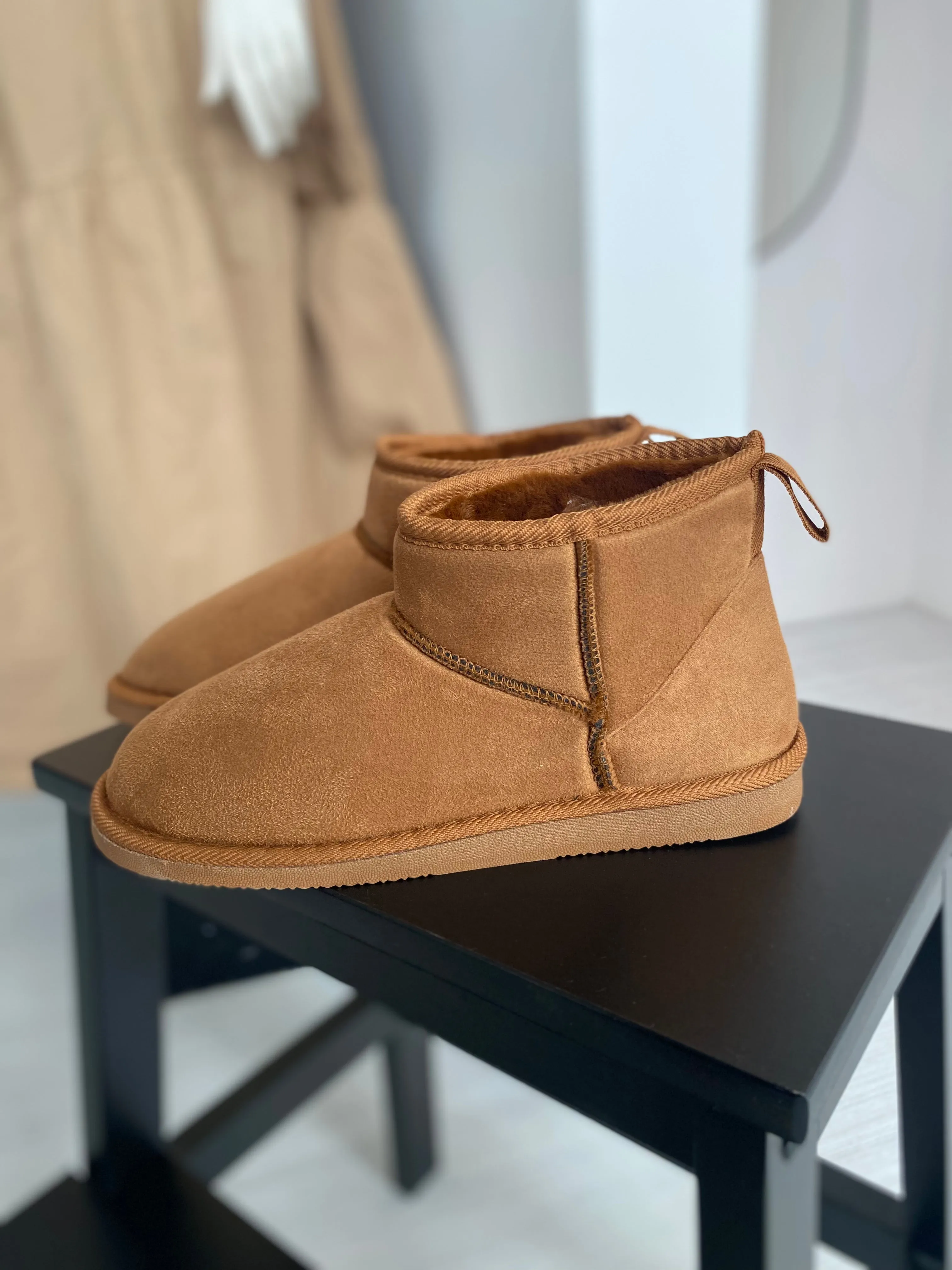 Ultra Mini Boot  - Chesnut